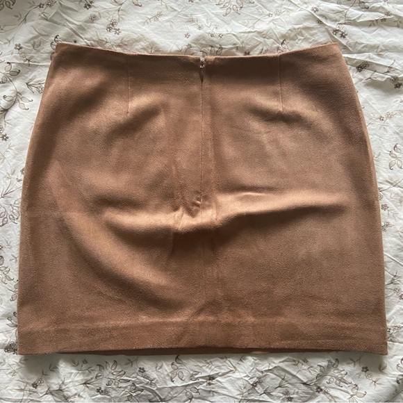 Talula Suede Mini Skirt w/ Zipper - Picture 2 of 3